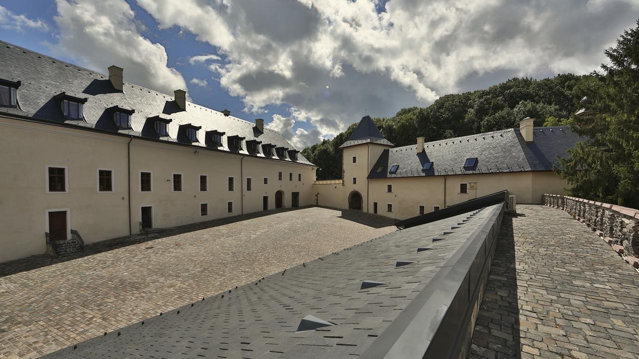 Hotel Grand Vígľaš Zvolen Exterior foto